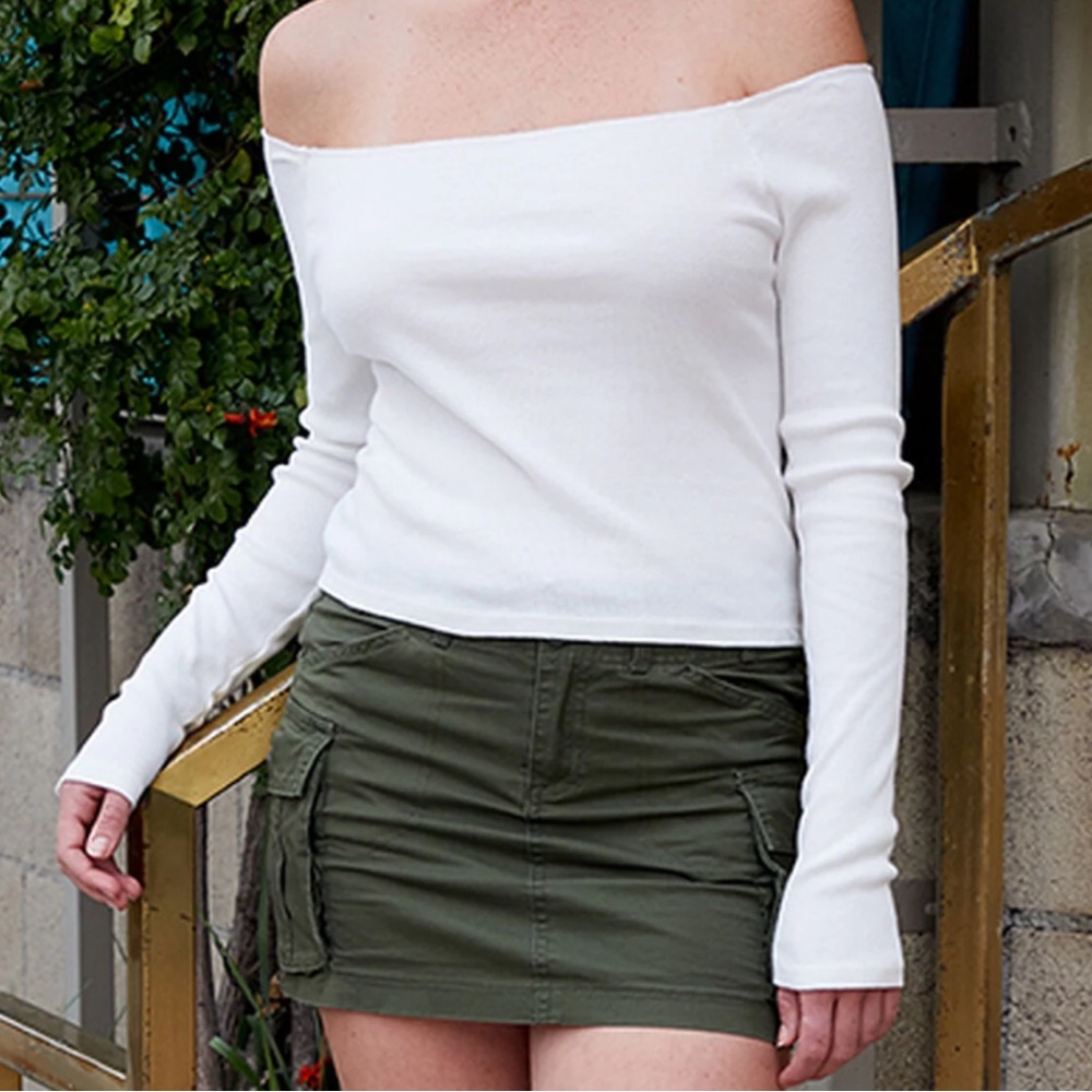 brandy melville white long sleeve off or on shoulder top